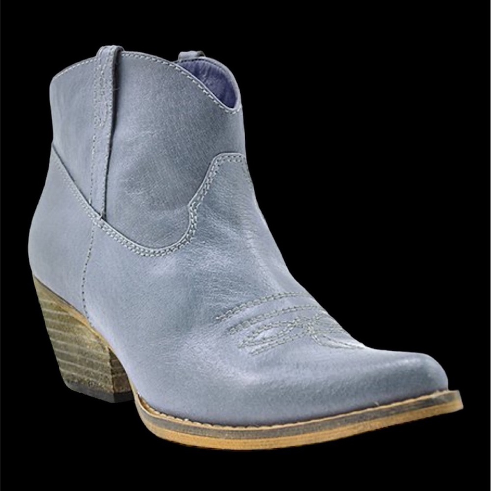 Very Volatile Blue Banjo Western Bootie - Size 6